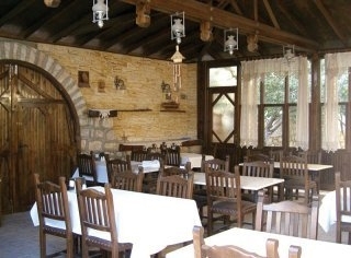 Imagen del bar/restaurante del Hotel Panormos. Foto 3