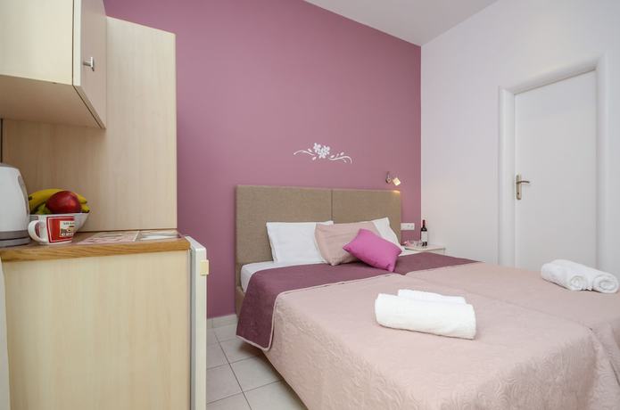 Imagen de la habitación del Hotel Panormos, Naxos. Foto 4