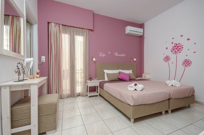 Imagen de la habitación del Hotel Panormos, Naxos. Foto 17