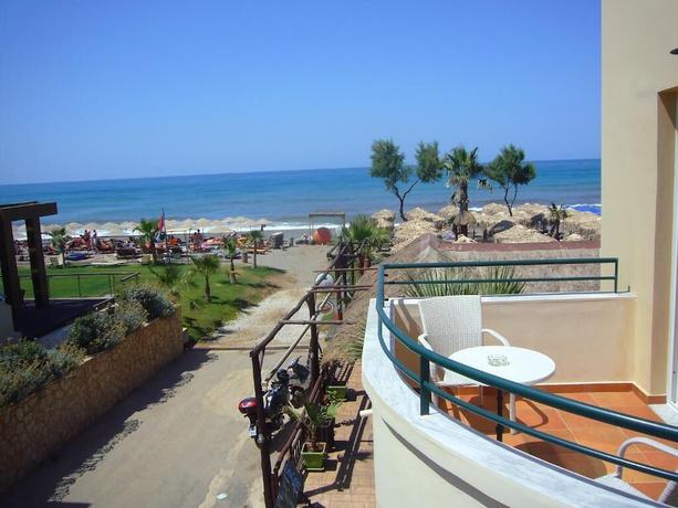Imagen de la habitación del Hotel Panos Beach. Foto 7