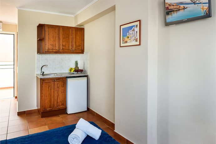 Imagen de la habitación del Hotel Panos Beach. Foto 9
