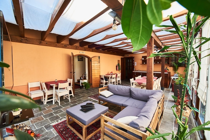 Imagen de los interiores del Hotel Pansion Bernarda. Foto 16