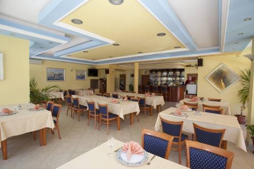 Imagen general del Hotel Pansion Burin. Foto 15