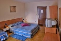 Imagen general del Hotel Pansion Comfort St. Euphemia. Foto 2