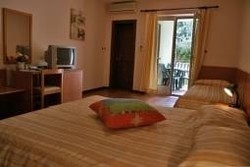 Imagen general del Hotel Pansion Comfort St. Euphemia. Foto 13