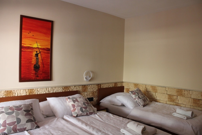 Imagen de la habitación del Hotel Pansion Dalmacija. Foto 4