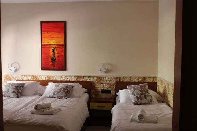 Imagen de la habitación del Hotel Pansion Dalmacija. Foto 5