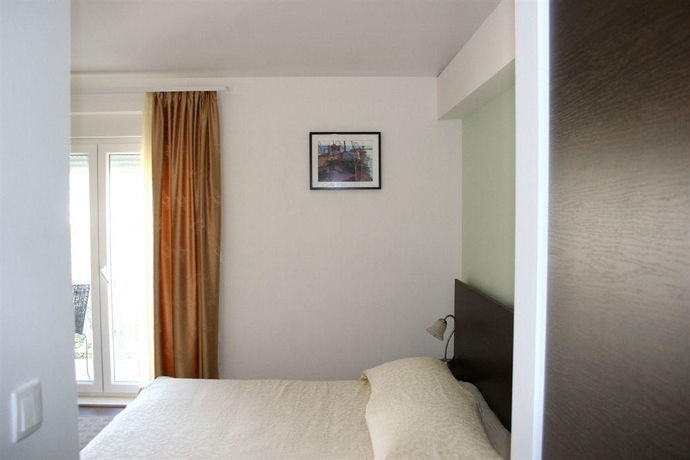 Imagen general del Hotel Pansion Epetium. Foto 4