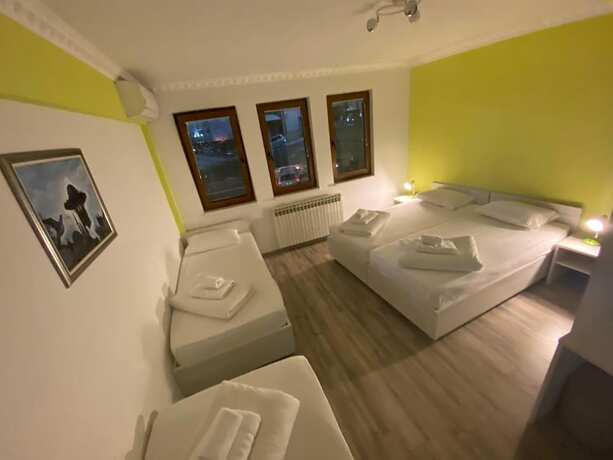 Imagen general del Hotel Pansion Fočin Han, Sarajevo. Foto 4