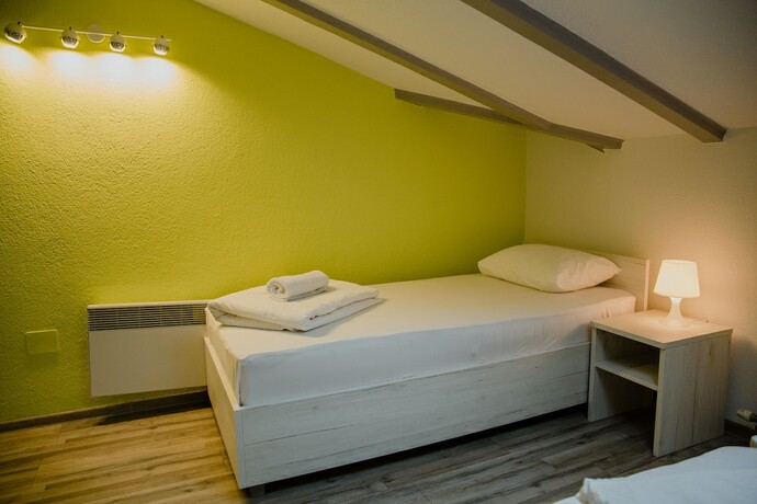Imagen de la habitación del Hotel Pansion Fočin Han, Sarajevo. Foto 15