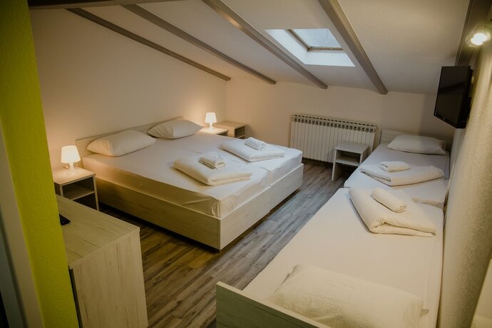 Imagen de la habitación del Hotel Pansion Fočin Han, Sarajevo. Foto 20