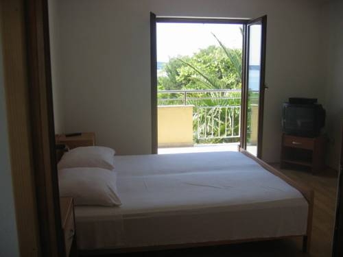 Imagen general del Hotel Pansion Marta. Foto 13