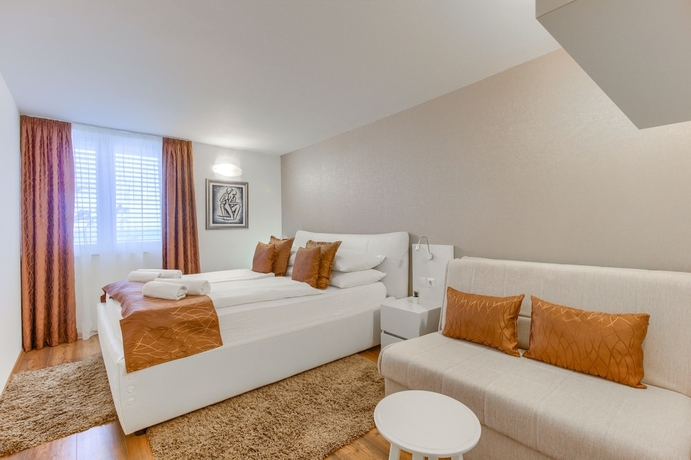 Imagen de la habitación del Hotel Pansion Martin. Foto 4