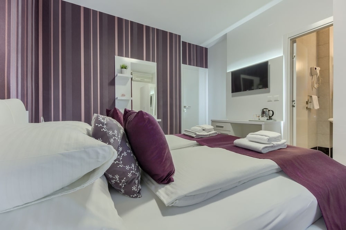 Imagen de la habitación del Hotel Pansion Martin. Foto 13