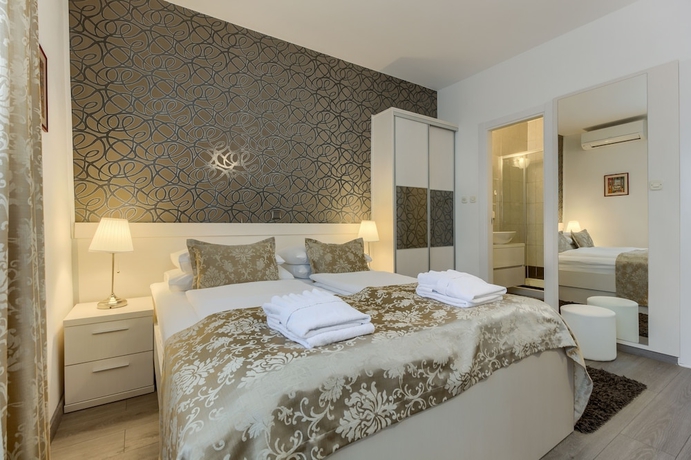 Imagen de la habitación del Hotel Pansion Martin. Foto 16