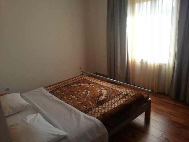 Imagen de la habitación del Hotel Pansion Robi. Foto 14