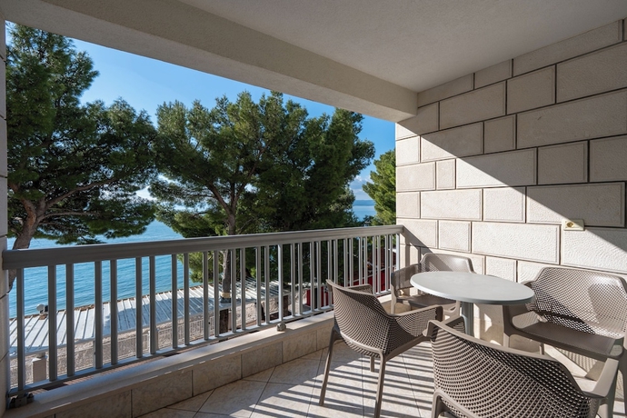 Imagen de los interiores del Hotel Pansion Simic. Foto 16