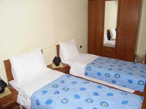 Imagen general del Hotel Pansion Sport. Foto 2