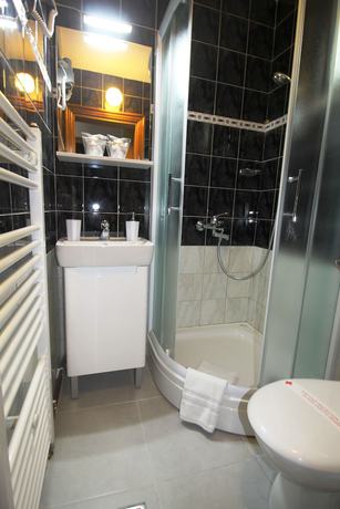 Imagen de la habitación del Hotel Pansion Stari Grad - Sarajevo. Foto 9