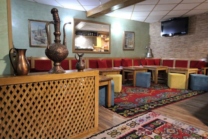 Imagen del bar/restaurante del Hotel Pansion Stari Grad - Sarajevo. Foto 2