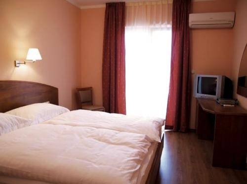 Imagen general del Hotel Pansion Tamaris. Foto 8
