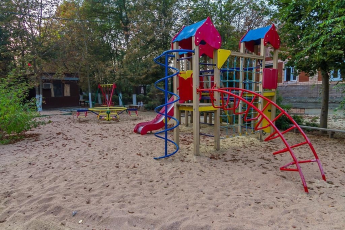 Imagen general del Hotel Pansionat Azov. Foto 2