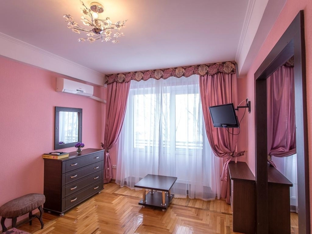 Imagen general del Hotel Pansionat Iskra, Pyatigorsk. Foto 4