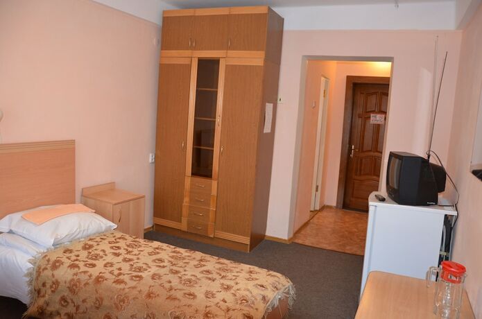 Imagen de la habitación del Hotel Pansionat Iskra, Stavropol. Foto 18