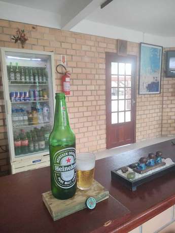 Imagen del bar/restaurante del Hotel Pantai Karah Pousada. Foto 3