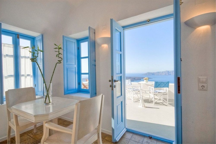 Imagen de la habitación del Hotel Pantelia Suites. Foto 5