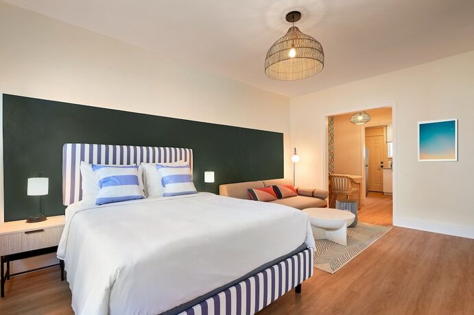 Imagen de la habitación del Hotel Pantera Rosa. Foto 18