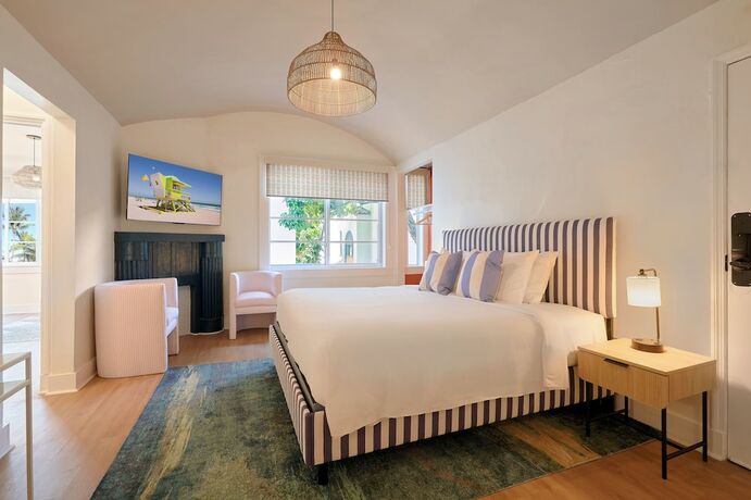 Imagen de la habitación del Hotel Pantera Rosa. Foto 19