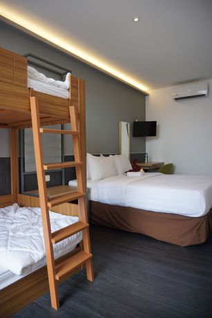 Imagen de la habitación del Hotel Pantes Simpang lima Semarang. Foto 10