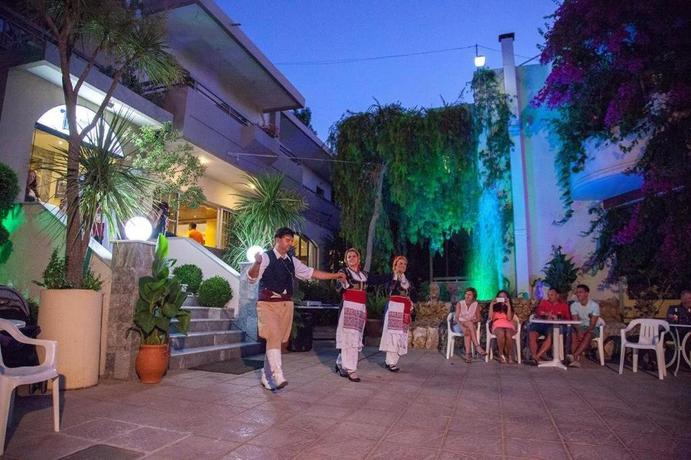 Imagen de los exteriores del Hotel Pantheon, Creta. Foto 10