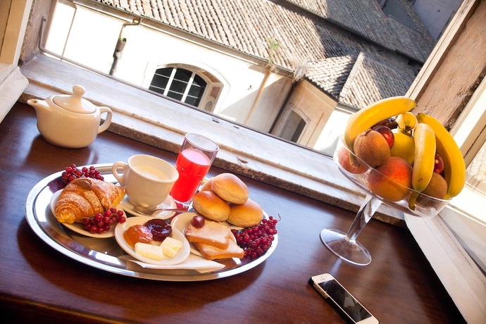 Imagen de la habitación del Hotel Pantheon Inn. Foto 7