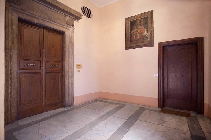 Imagen de los interiores del Hotel Pantheon Inn. Foto 18