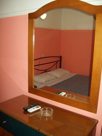 Imagen general del Hotel Pantheon, Larisa. Foto 3