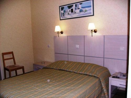 Imagen de la habitación del Hotel Pantheon, Pirgos. Foto 6