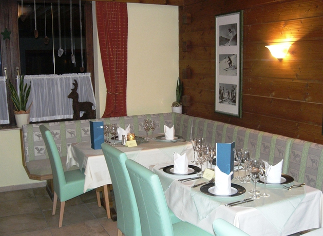 Imagen del bar/restaurante del Hotel Panther. Foto 8