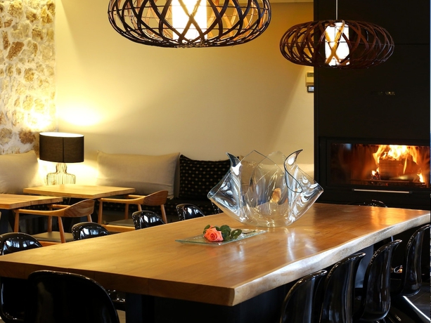 Imagen del bar/restaurante del Hotel Pantokrator. Foto 2