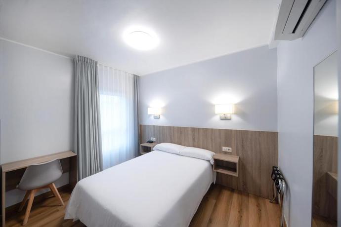 Imagen de la habitación del Hotel Panton. Foto 9