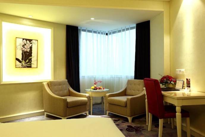 Imagen de la habitación del Hotel Pantower International. Foto 7