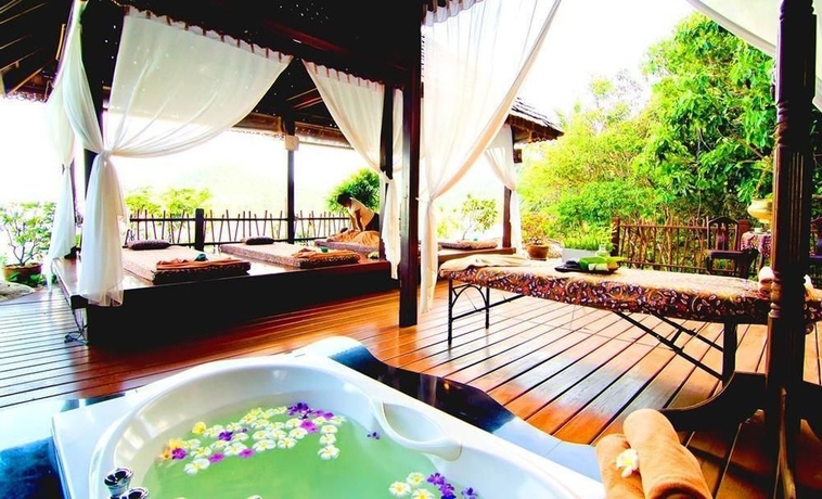 Imagen de la piscina del Hotel Panviman Resort, Koh Phangan. Foto 15