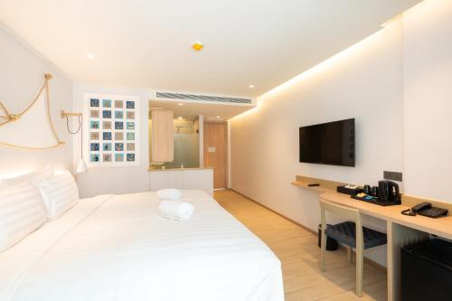 Imagen general del Hotel Panwaburi Beachfront Resort. Foto 4