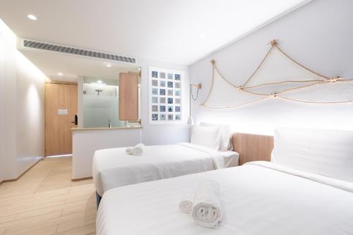 Imagen general del Hotel Panwaburi Beachfront Resort. Foto 12