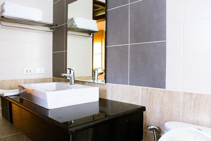 Imagen de la habitación del Hotel Panya Resort. Foto 13