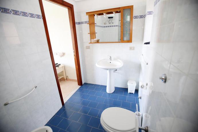 Imagen de la habitación del Hotel Paola, CARLOFORTE. Foto 6