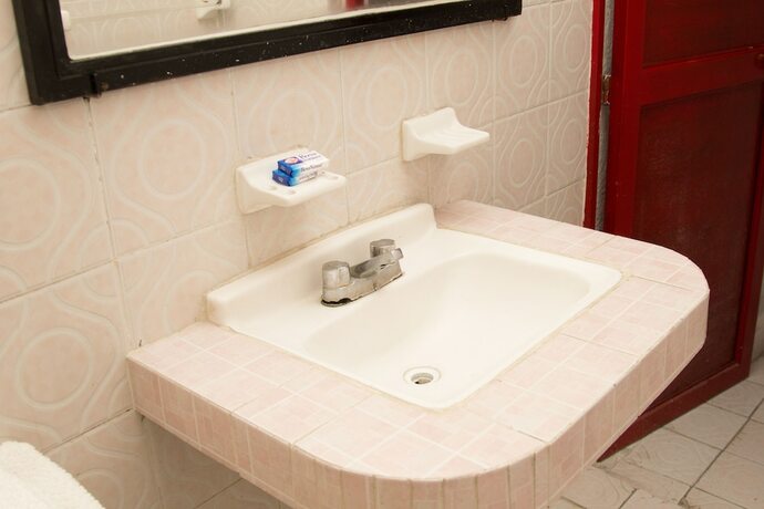 Imagen general del Hotel Paola. Foto 6