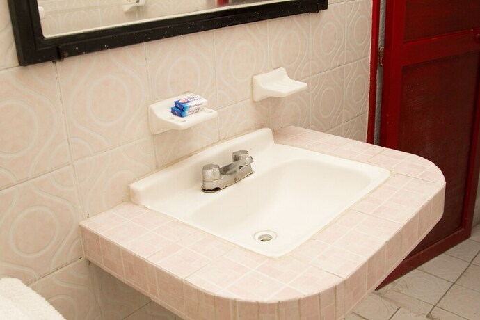 Imagen de la habitación del Hotel Paola. Foto 21