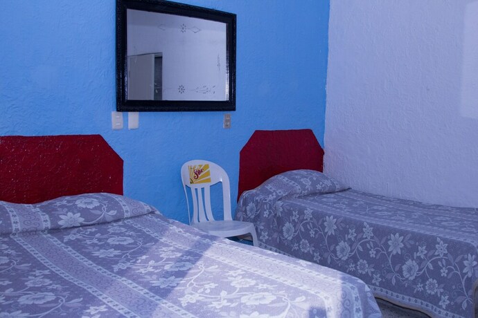 Imagen de la habitación del Hotel Paola. Foto 25
